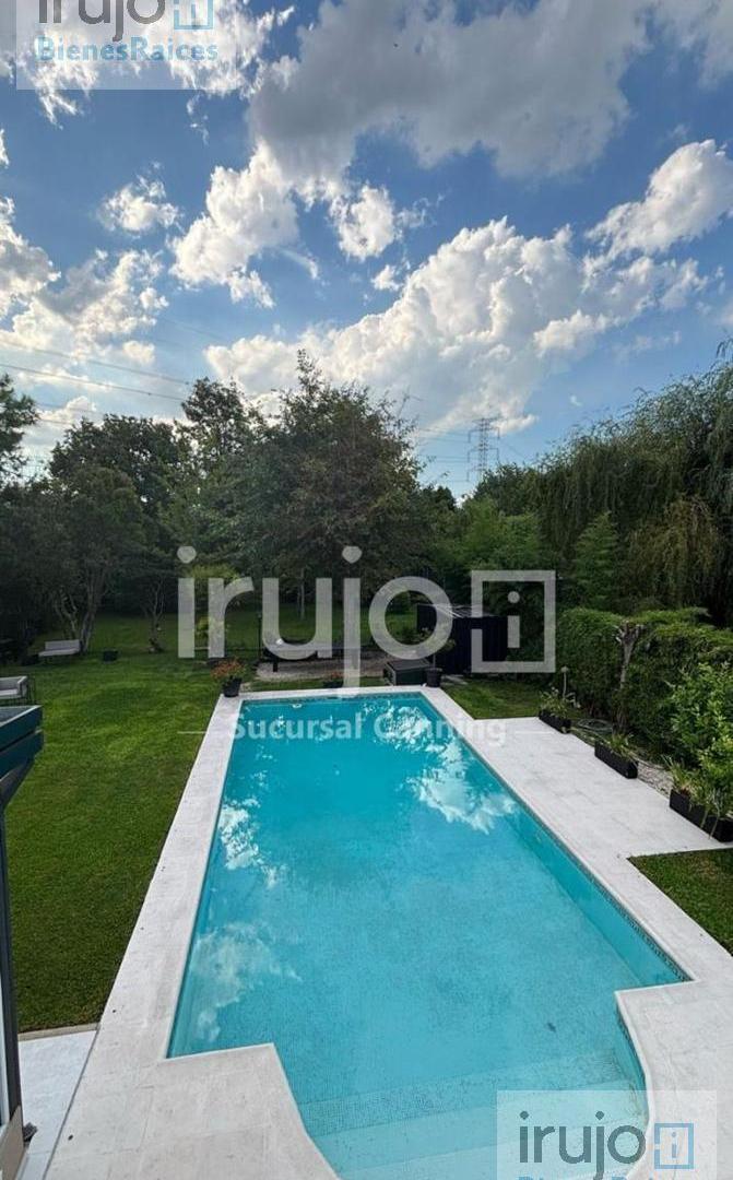 Foto de Casa de 4 ambientes en venta sobre amplio lote en Solar del Bosque, imagen 4