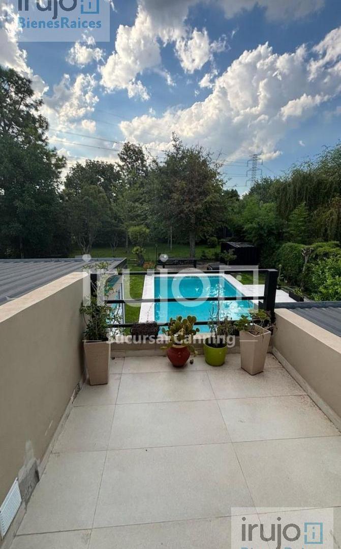 Foto de Casa de 4 ambientes en venta sobre amplio lote en Solar del Bosque, imagen 3