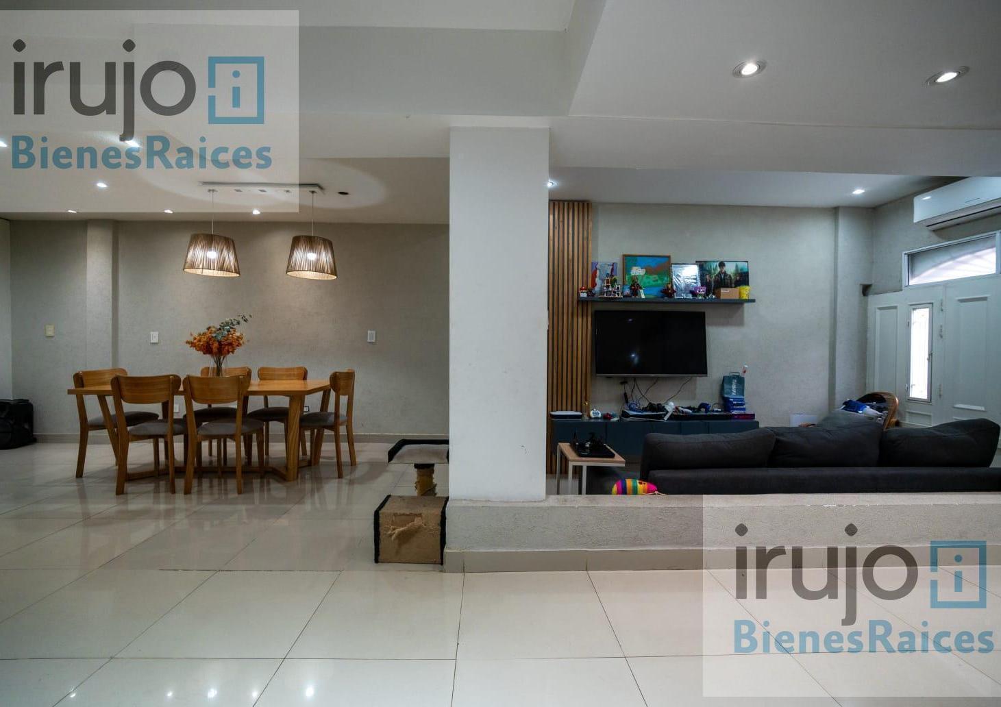 Foto de Casa en venta de 6 ambientes en Parque Avellaneda, imagen 3
