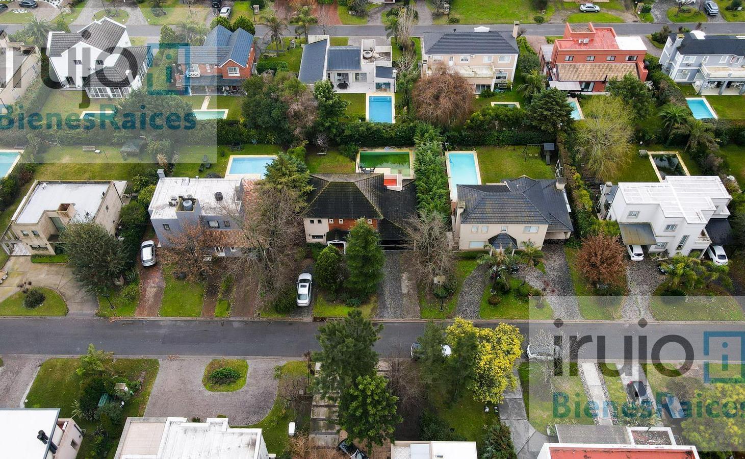 Foto de Casa de 5amb. en Venta en Barrio Privado El Rocío - Canning, imagen 3