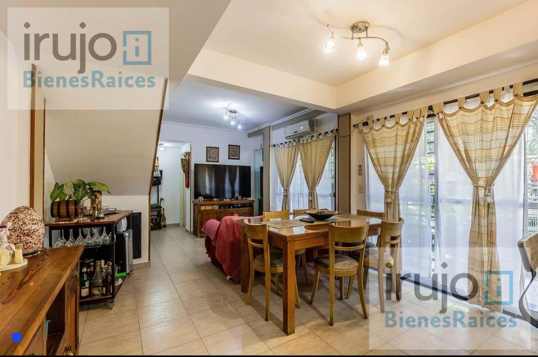 Foto de Departamento en duplex de 3 ambientes con espacio guardacoche y balcon, imagen 4