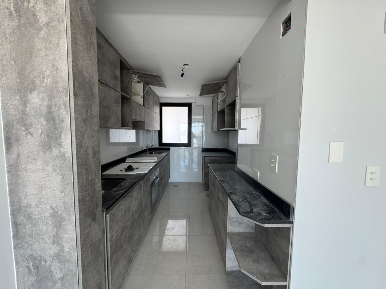 Foto de Departamento de 2 ambientes AL FRENTE A ESTRENAR de CATEGORIA EN FLORES, imagen 1