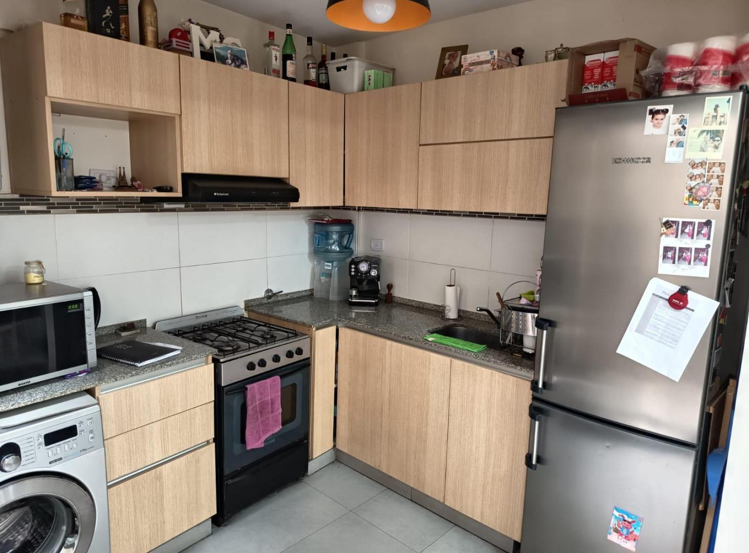 Foto de PH 3 AMBIENTES 2 patios, 1 balcon en venta en Parque Avellaneda, imagen 4