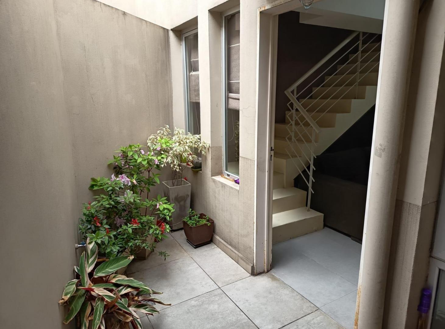 Foto de PH 3 AMBIENTES 2 patios, 1 balcon en venta en Parque Avellaneda, imagen 5