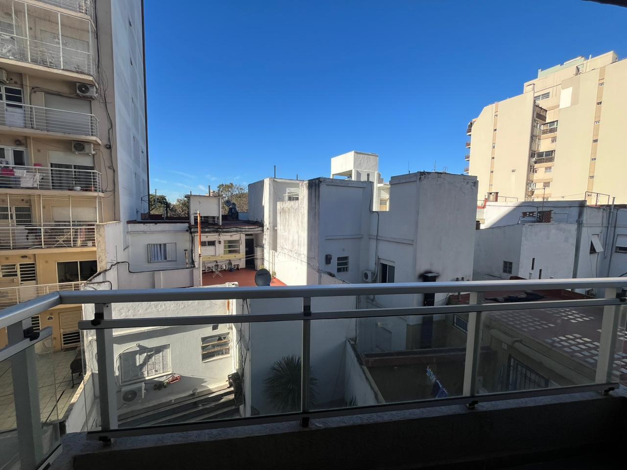 Foto de Departamento 2 Ambientes en Parque Chacabuco - Baldomero 1200 / Alquiler, imagen 2