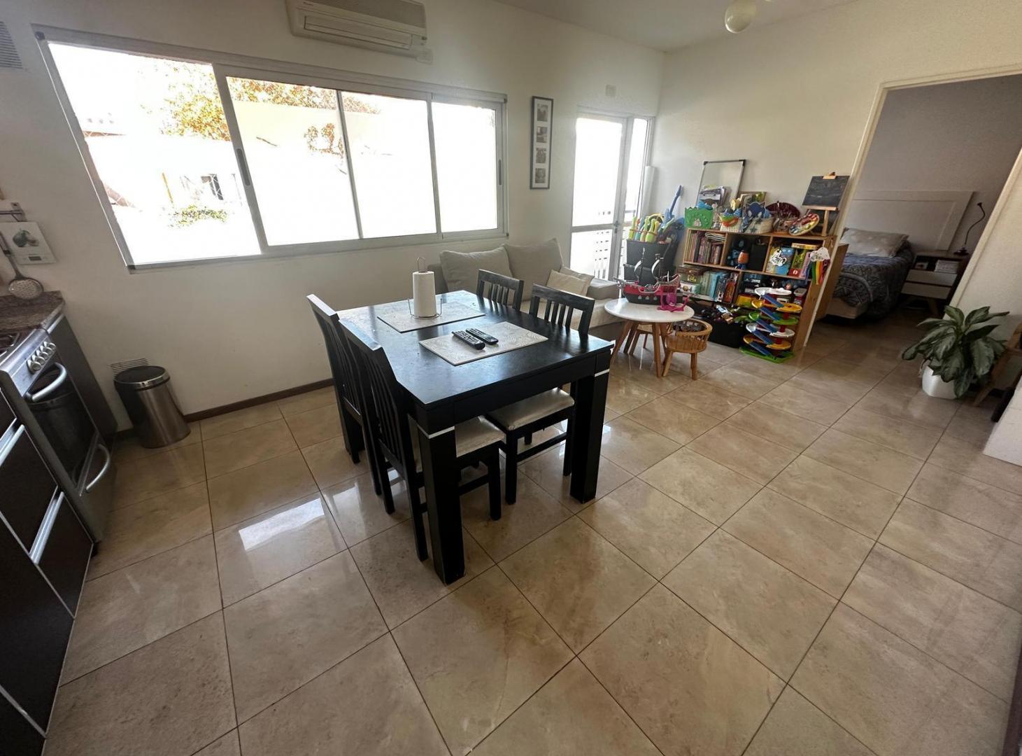 Foto de Departamento de 2 ambientes APTO CREDITO en VELEZ SARSFIELD, imagen 1
