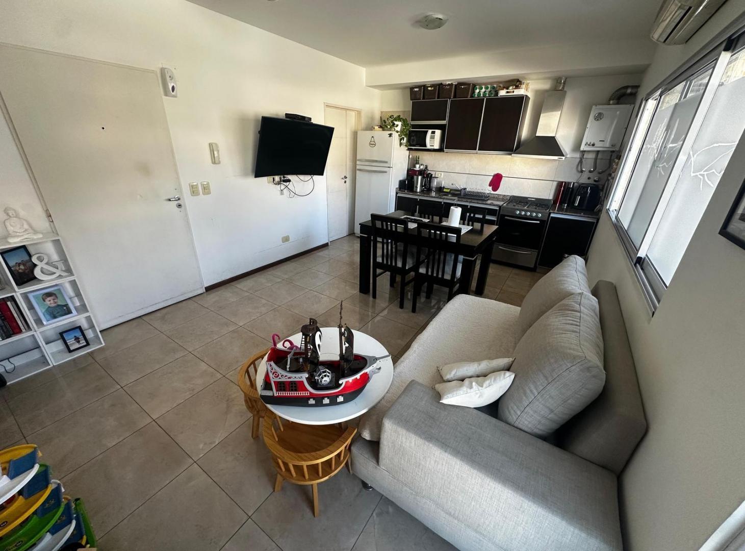 Foto de Departamento de 2 ambientes APTO CREDITO en VELEZ SARSFIELD, imagen 2