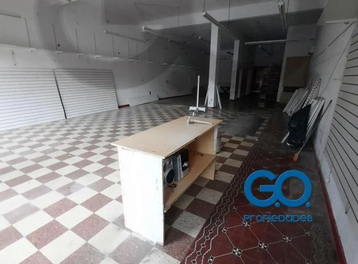 Local . | Cuenca al 3600 4