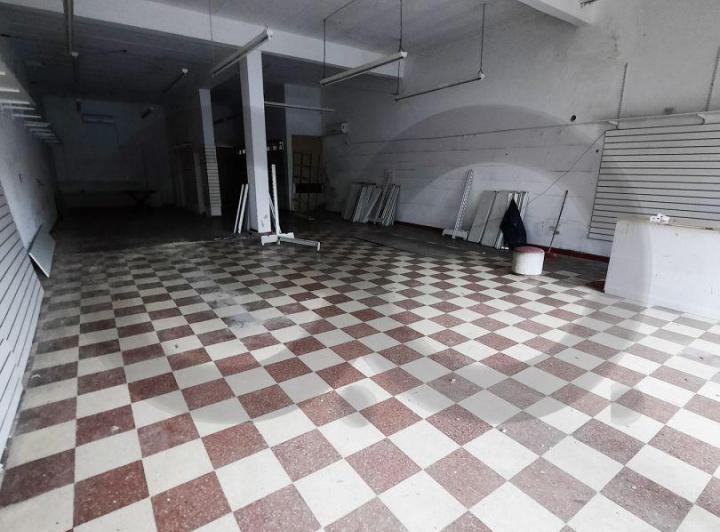 Local . | Cuenca al 3600 2