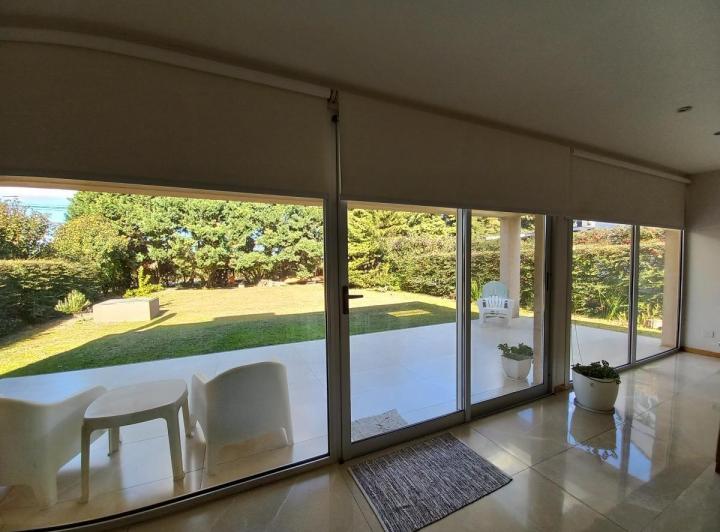 venta permuta casa de tres dormitorios en dos plantas 3