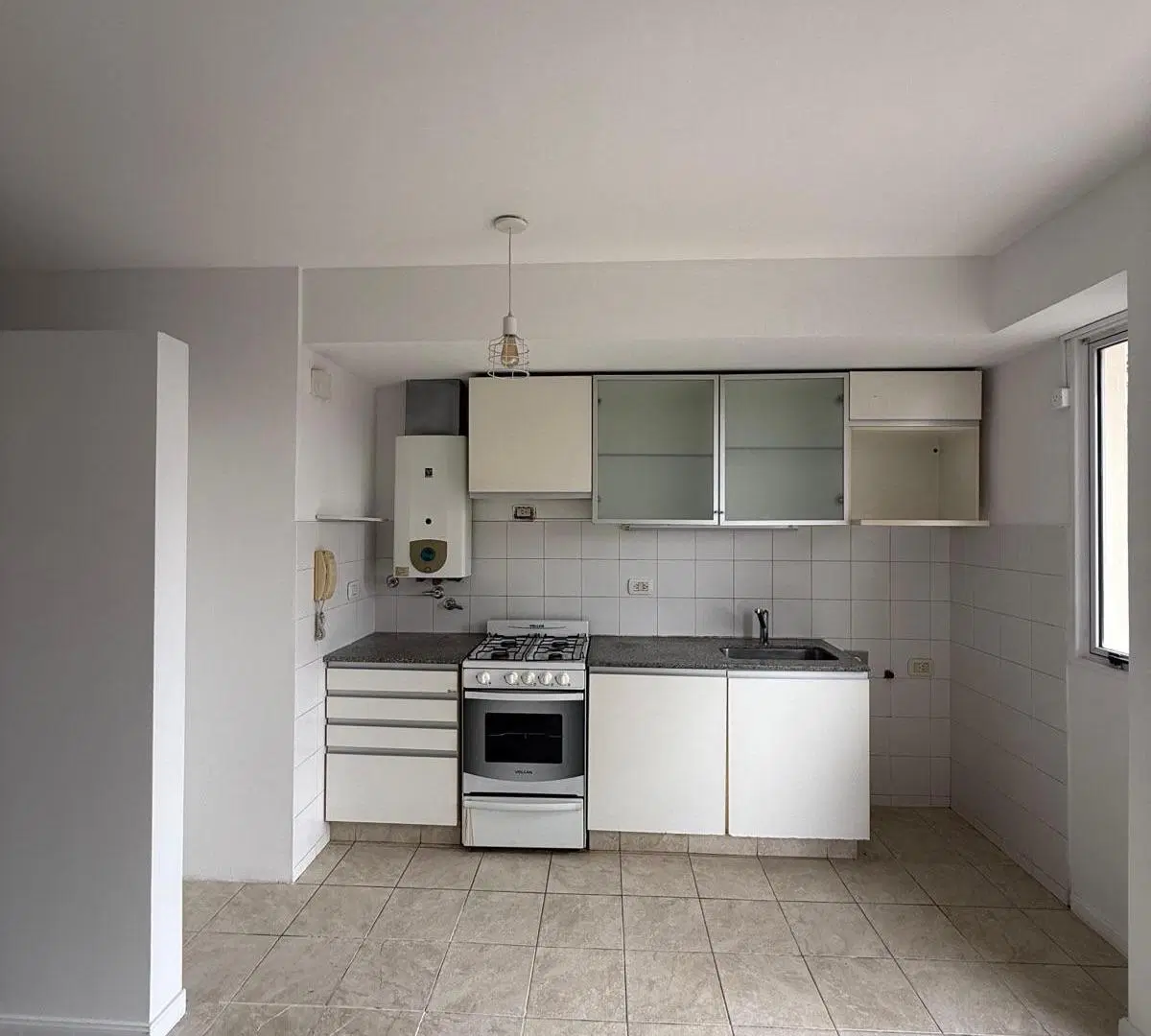 1 dormitorio departamento semipiso Al Norte con balcon Alquiler 1