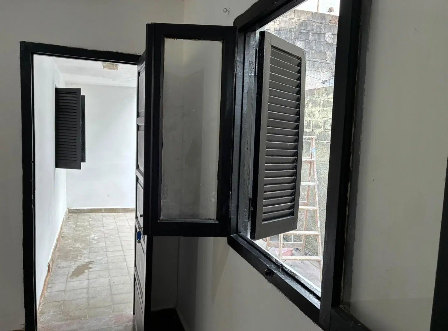 Casa de pasillo con patio y 2 dormitorios - Zona Norte 3