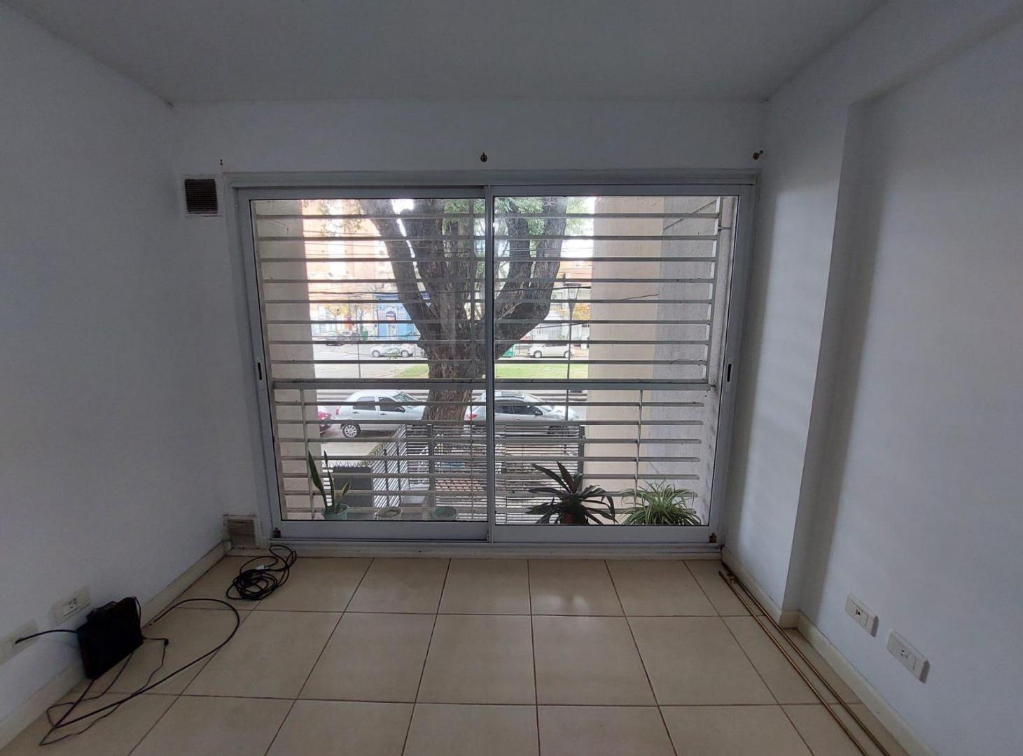Foto de Departamento de 1 dormitorio en barrio Luis Agote, imagen 5