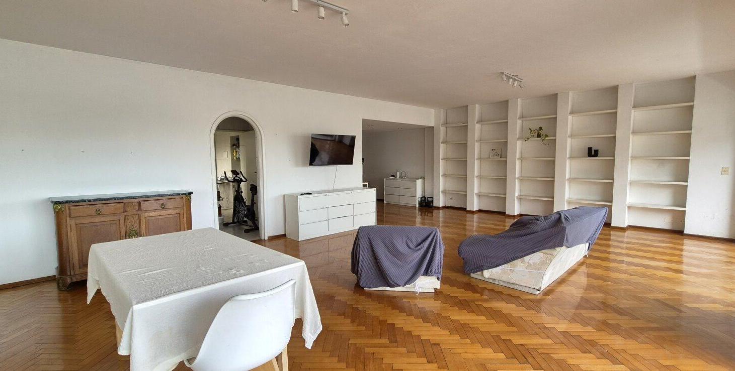 Foto de Piso 4amb+dependencia en calle Cerviño casi Esq Kennedy, imagen 1