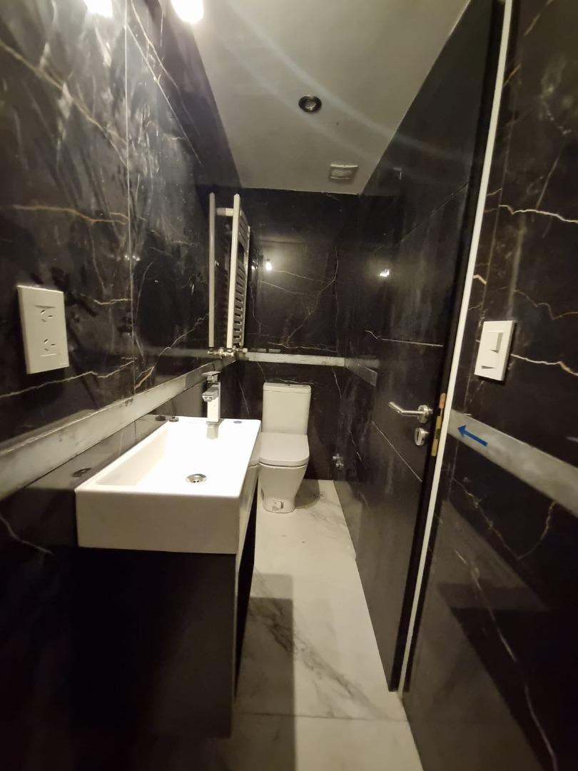Foto de DEPARTAMENTO 4 AMBIENTES TIPO PENTHOUSE EN VENTA. TEMPERLEY, imagen 5
