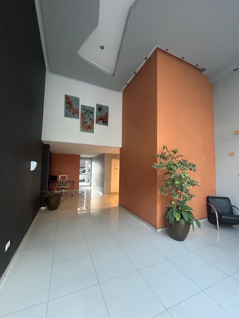 Foto de DEPARTAMENTO 2 AMBIENTES EN VENTA EN LOMAS DE ZAMORA, imagen 1