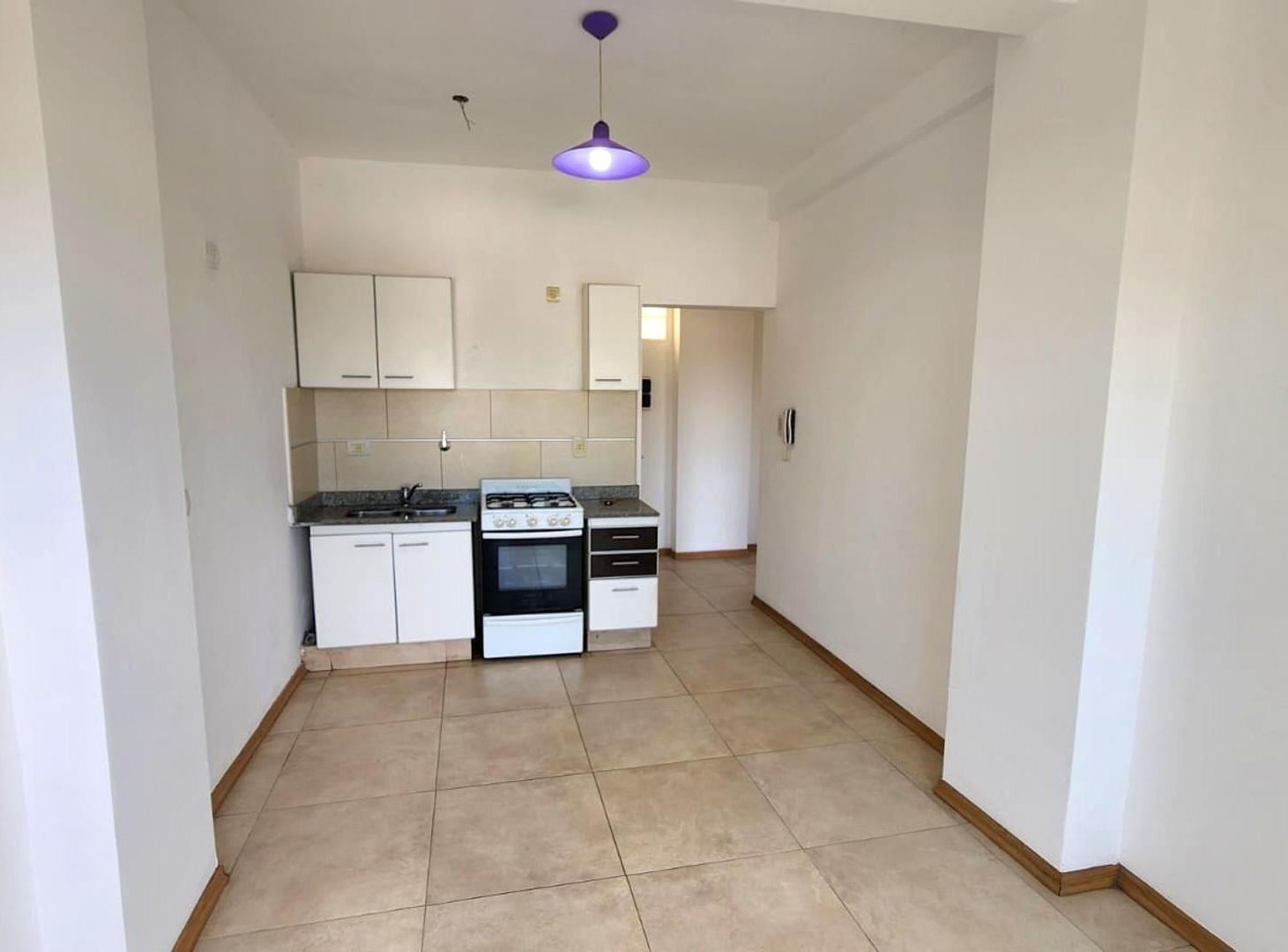 Foto de DEPARTAMENTO DE 2 AMBIENTES EN ALQUILER EN TEMPERLEY!, imagen 4