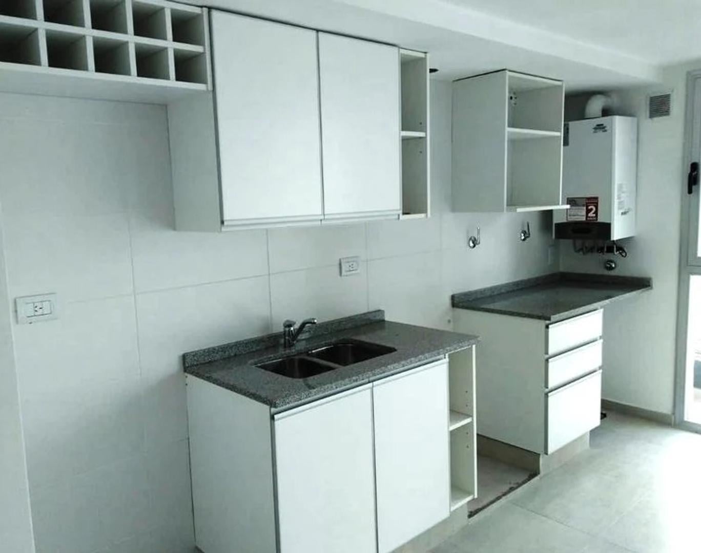 Foto de DEPARTAMENTO DE 2 AMBIENTES EN ALQUILER EN LOMAS DE ZAMORA., imagen 2