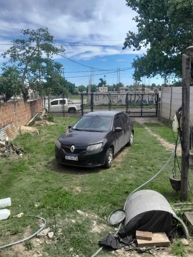 Casa Chalet  en Venta en Gregorio de Laferrere, La Matanza, G.B.A. Zona Oeste 2