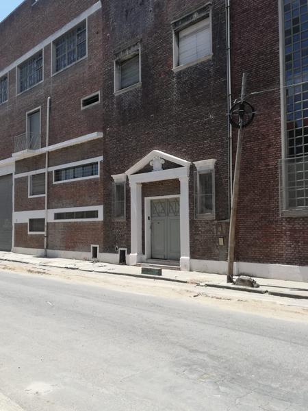 Depósito  en Alquiler ubicado en Avellaneda,  G.B.A. Zona Sur