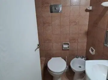 Casa Chalet  en Venta en El Palomar, Morón, G.B.A. Zona Oeste 3