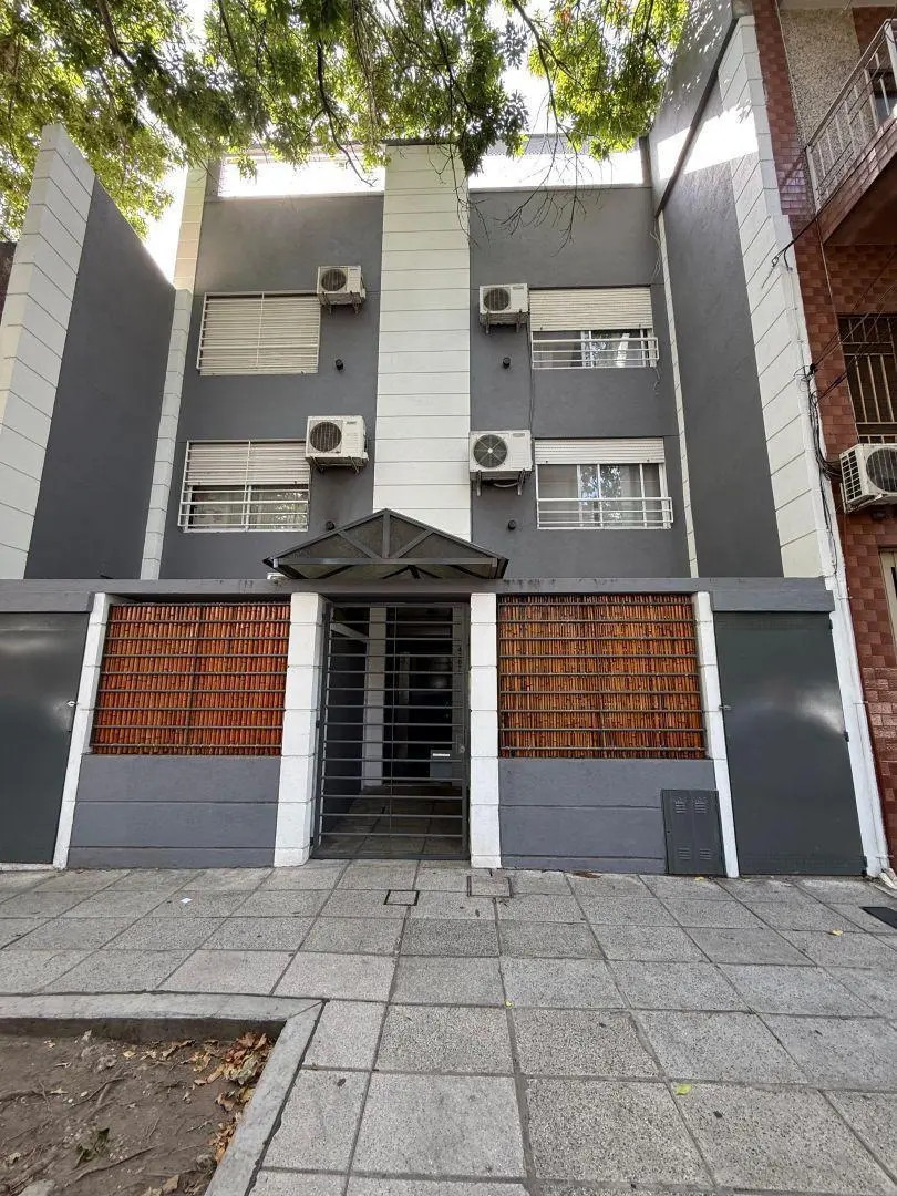 PH en Venta con Doble Patio  Villa Devoto | Muy Luminoso | 2 Ambientes 2