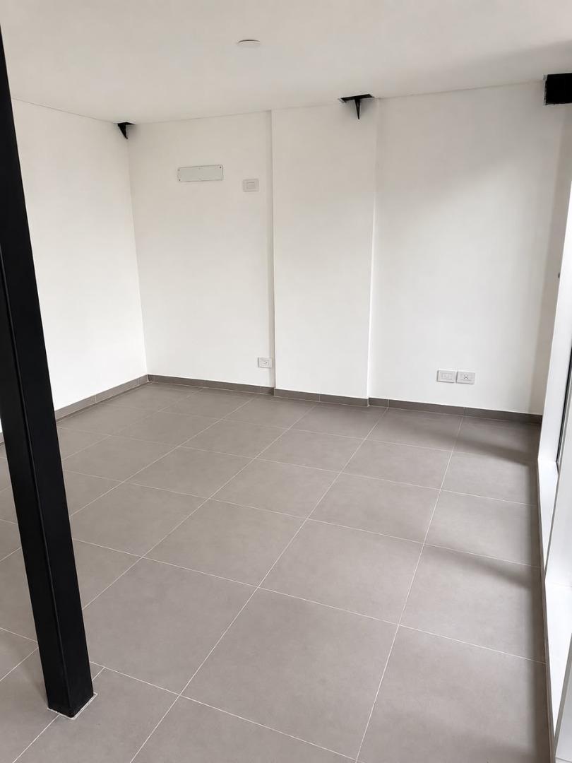 Foto de Oficina comercial en excelente ubicación con 4 cocheras, imagen 4