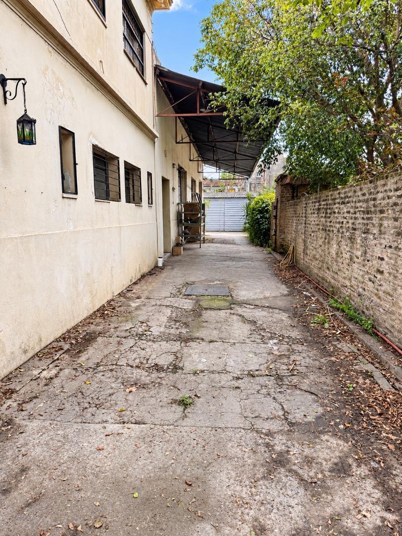 Foto de GALPON 240 M2 EN PLANTA BAJA + VIVIENDA MAS GRAN LOTE, imagen 2