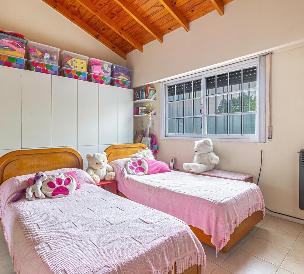 Hermoso Duplex de Tres Ambientes, con Patio y Terraza! 4