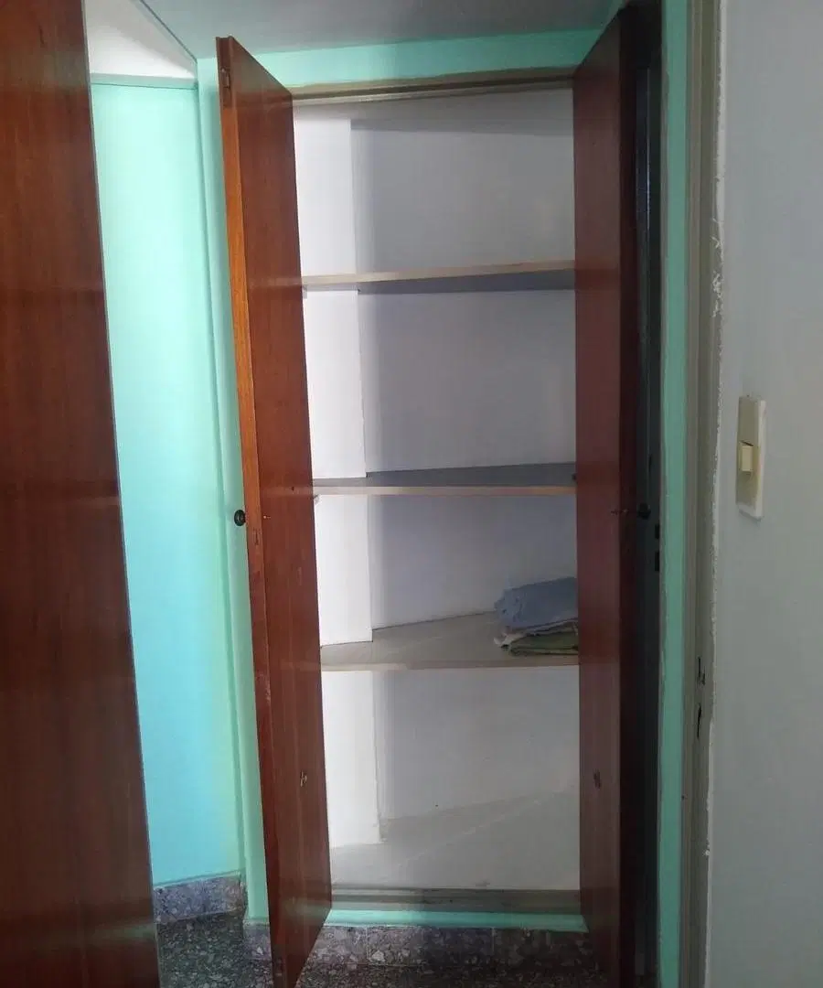 DOS AMBIENTES EN ALQUILER PISO ALTO ! 4