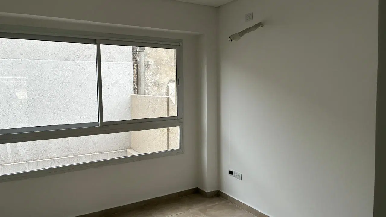 Espectacular PH en Dúplex al Frente – Terraza Privada, Suite con Vestidor y Mucha Luz!!! 5