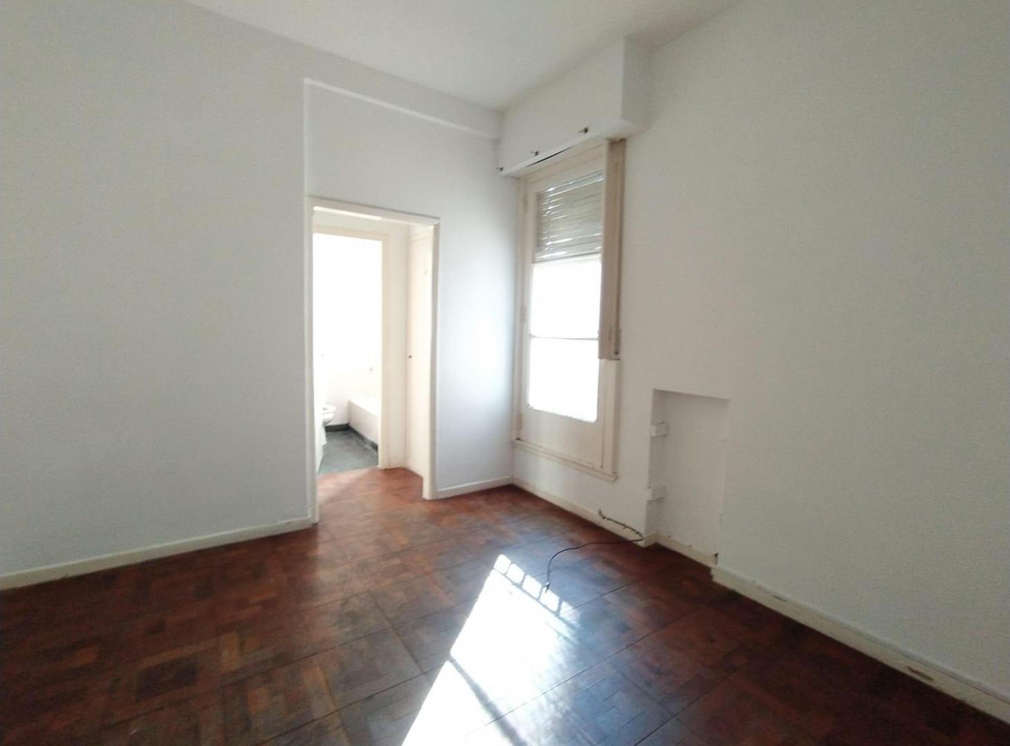 Foto de DEPARTAMENTO 2 AMBIENTES EXCELENTE UBICACIÓN !!, imagen 1