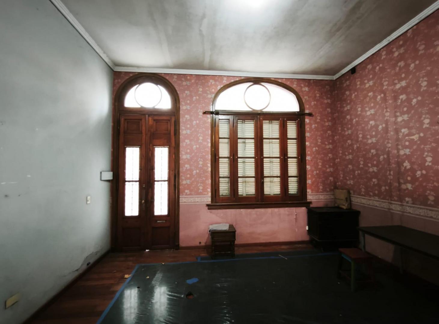 Foto de CASA EN DOS PLANTAS, EXCLUSIVAMENTE PARA USO COMERCIAL O PROFESIONAL, imagen 1