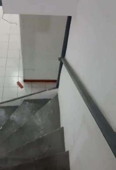 Foto de Amplio local en sótano! Sobre avenida San Juan! Sin expensas!, imagen 2