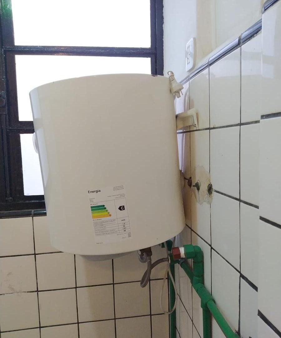 Foto de TRES AMBIENTES EN MUY BUENA UBICACIÓN ! RETASADO !!, imagen 5