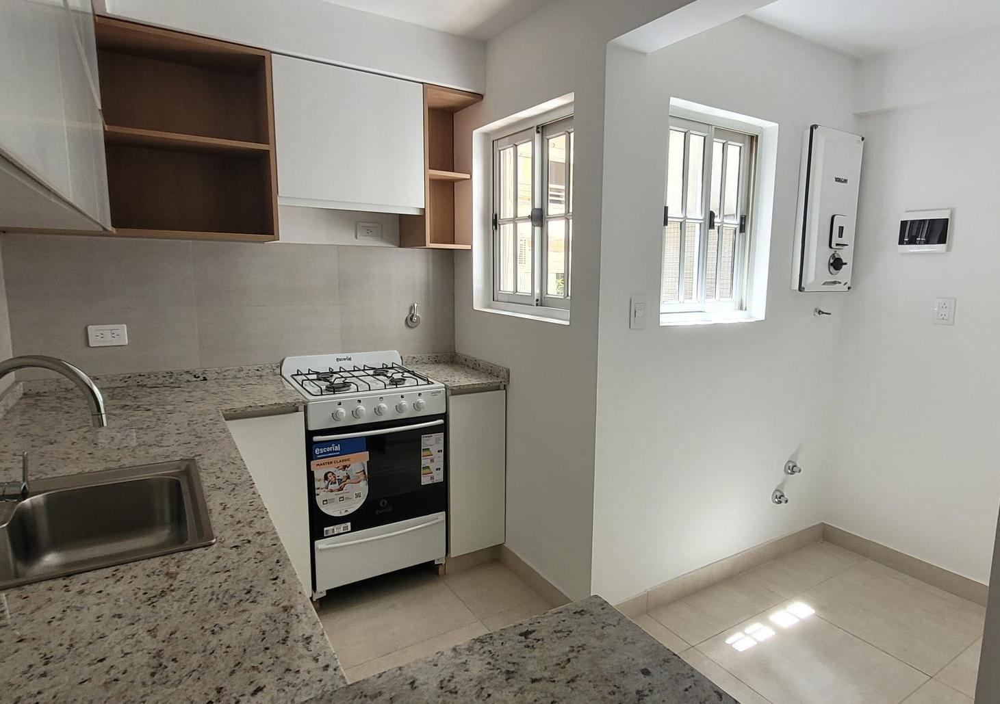 Foto de Doblas al 200 Caballito Departamento 3 ambientes con balcon VENTA, imagen 1