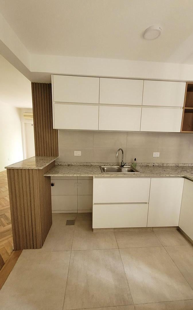 Doblas 200 3 ambientes al frente 68m2 reciclado a nuevo Departamento Caballito VENTA
