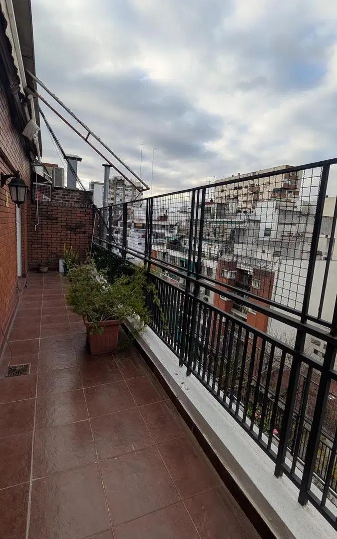 DOBLAS 300 5 Ambientes Duplex en Altura 2 cocheras fijas balcon-tza 190m2 Departamento Caballito ALQ 2