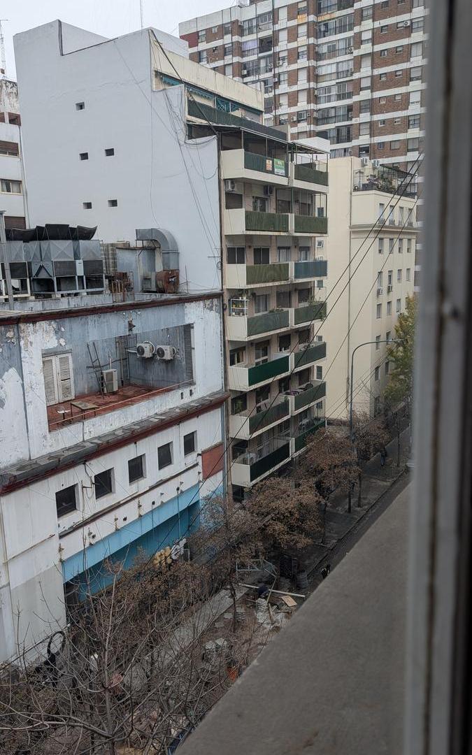 Foto de ROSARIO al 700 Caballito Departamento 3 Ambientes reciclado a nuevo, imagen 4