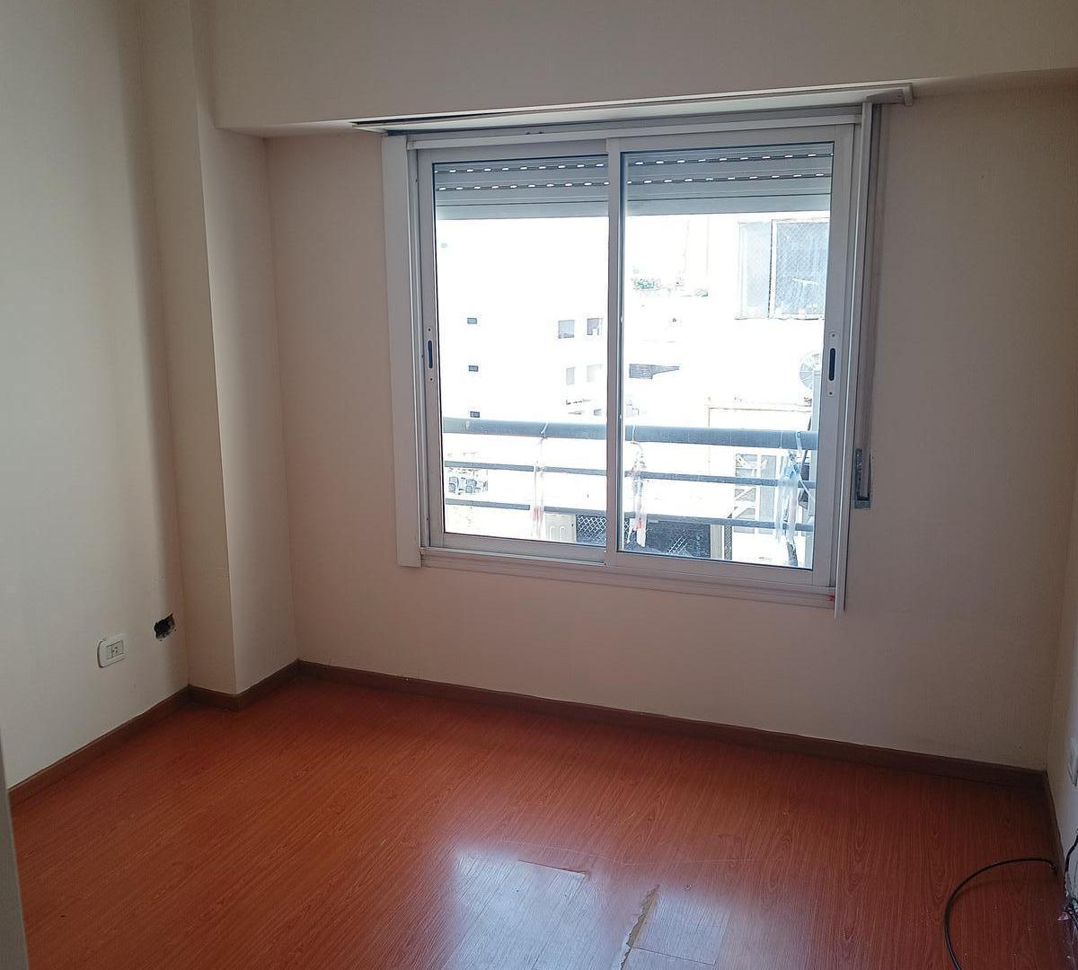 Foto de Av. Gaona 3100 Departamento 3 Ambientes con 2 Baños Flores ALQUILER, imagen 3