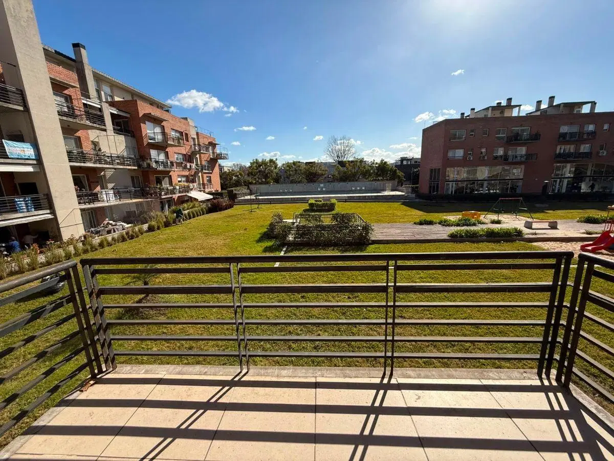 EXCELENTE DEPARTAMENTO CON VISTAS AL JARDIN | RIOBAMBA 480, BECCAR PLAZA 2 5
