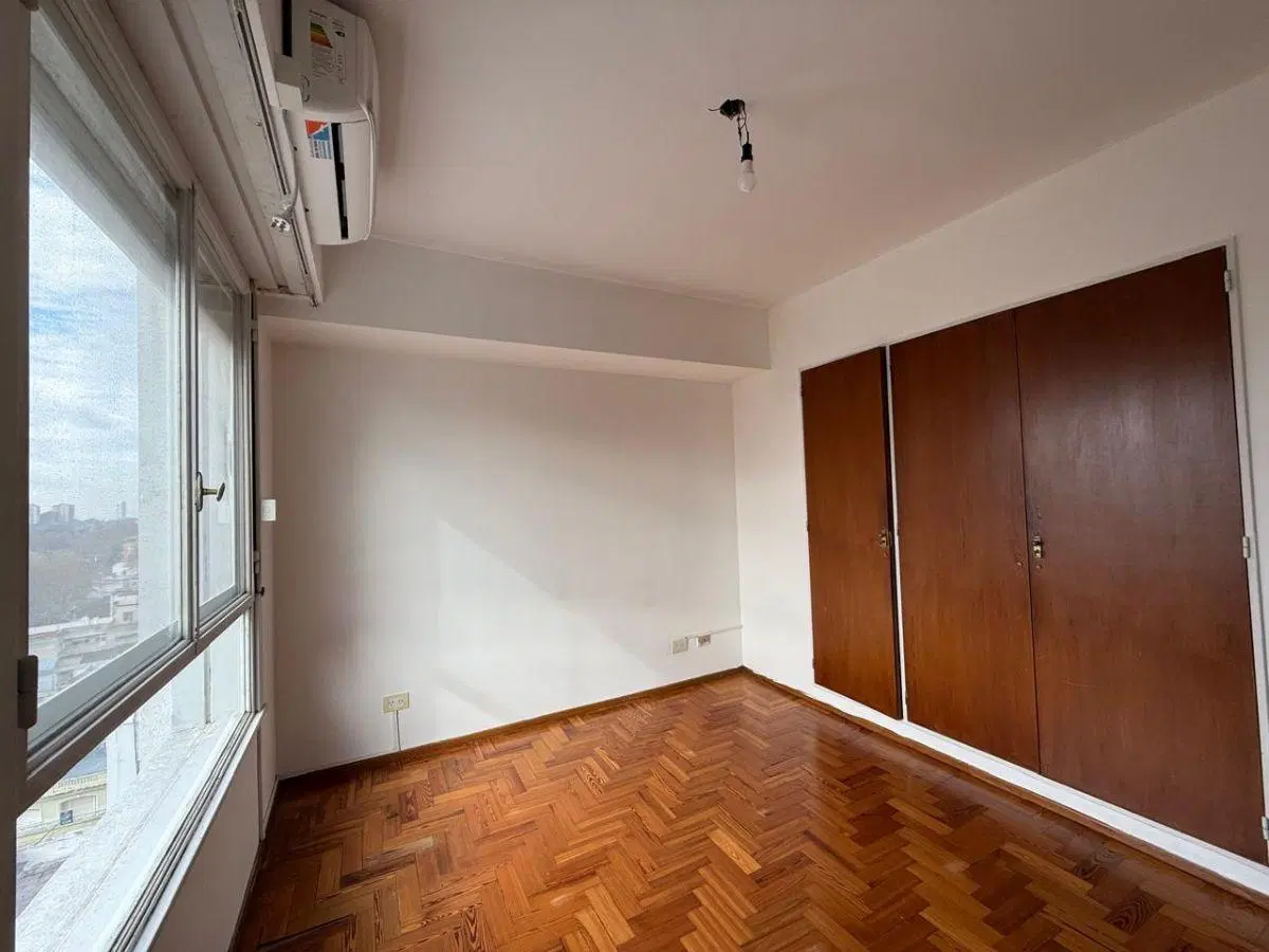 5 AMBIENTES PISO ALTO + VISTA AL RÍO + COCHERA + BAULERA - MARTÍNEZ 4