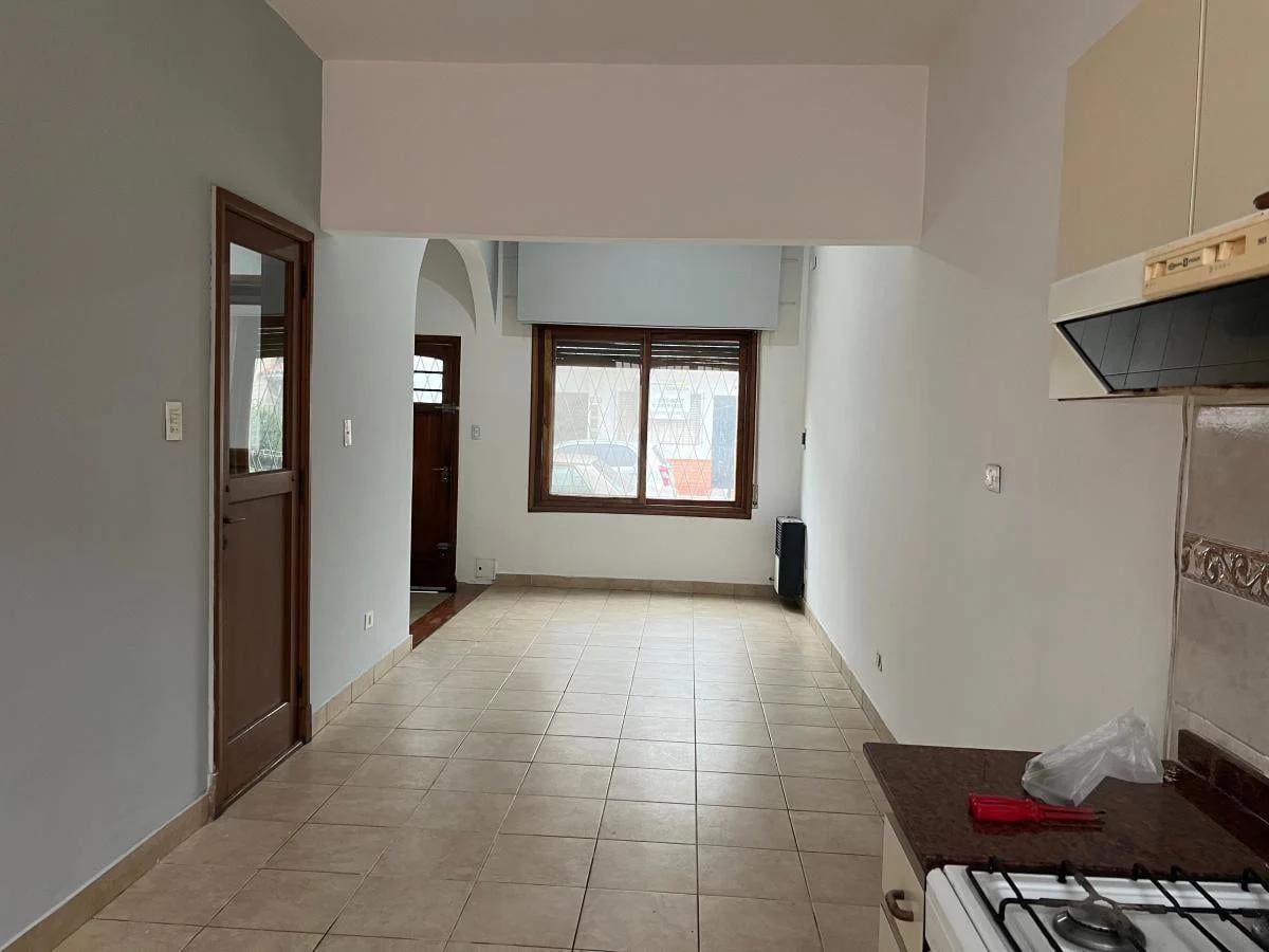 Foto de CASA 4 AMBIENTES EN ALQUILER | ACEVEDO 2700, VICTORIA, imagen 2