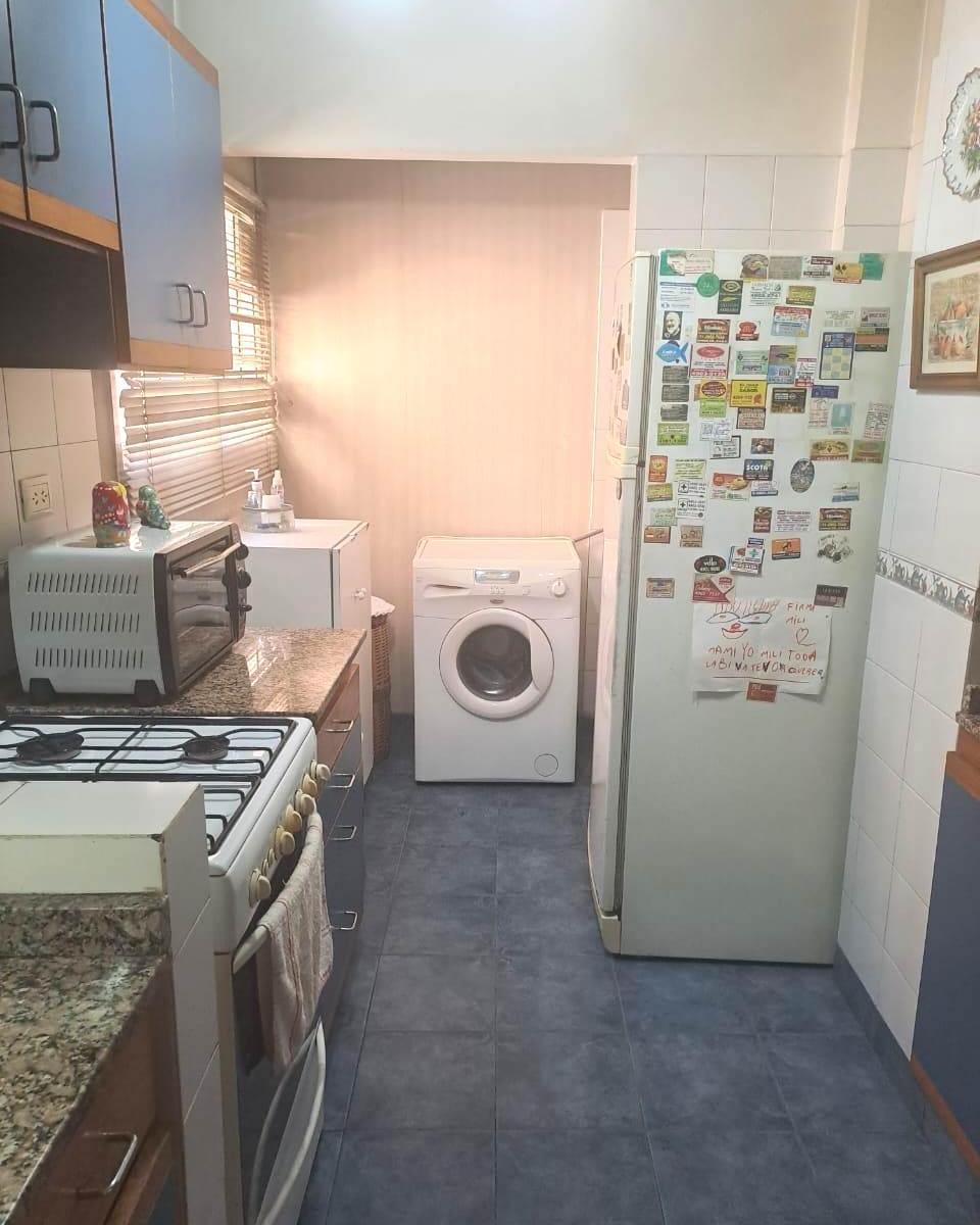 Excelente Semipiso 4 Ambientes Baño y Toilette a m Parque Rivadavia 3