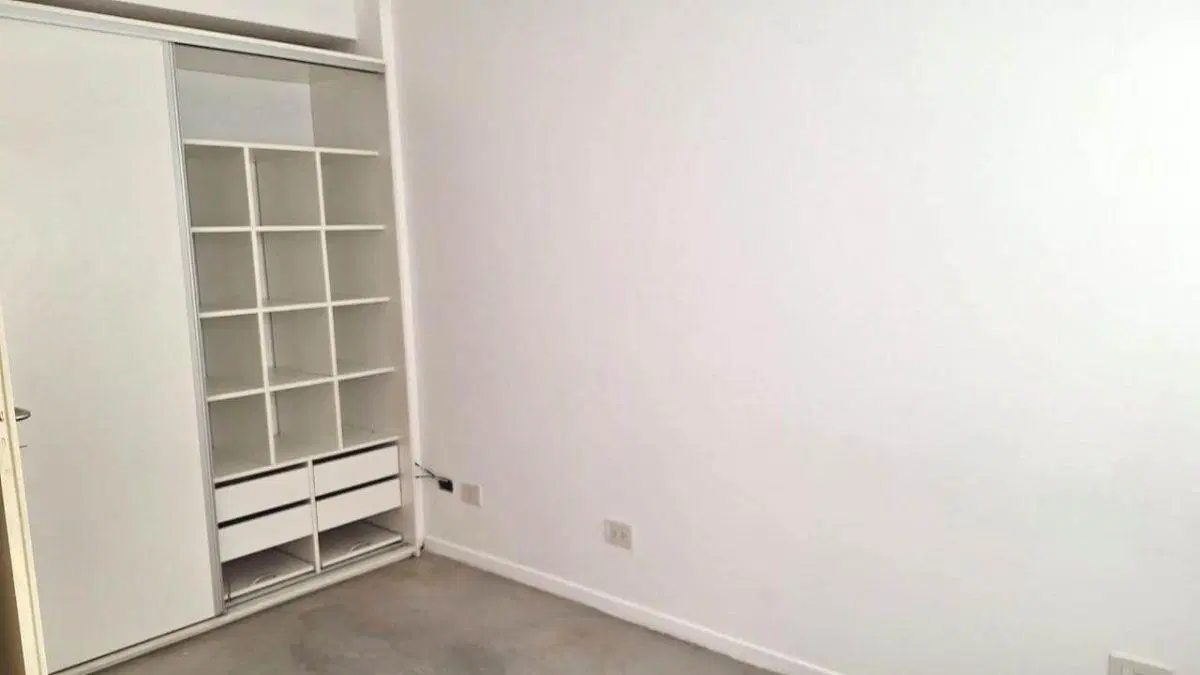 LINDO DEPARTAMENTO 2 AMBIENTES AL FRENTE CON BALCON (OPCIONAL COCHERA) 4