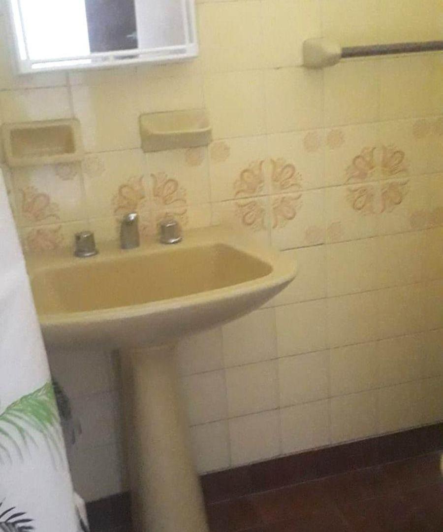 Foto de BUEN DEPARTAMENTO 2 AMBIENTES APTO PROFESIONAL EN EXCELENTE UBICACION, imagen 4