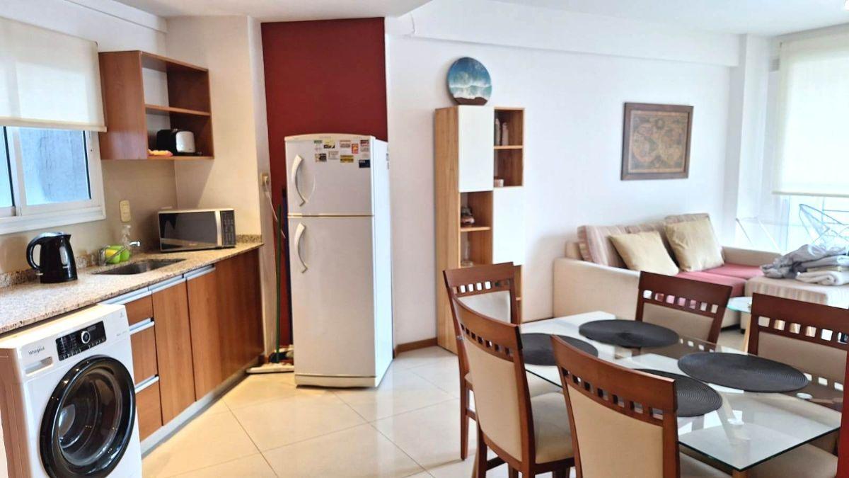 Foto de PRECIOSO DEPARTAMENTO 2 AMBIENTES A METROS DEL PARQUE CENTENARIO, imagen 1