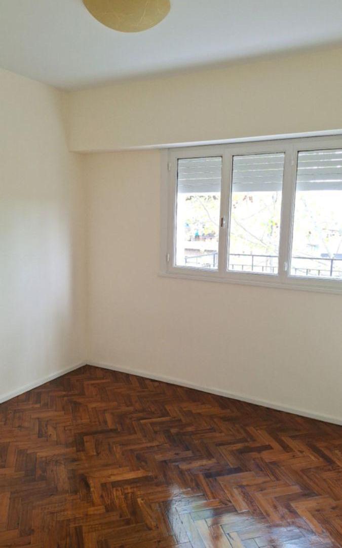 Foto de HERMOSO DEPARTAMENTO 2 AMBIENTES CON BALCON A NUEVO (3ER POR ESCALERA), imagen 3