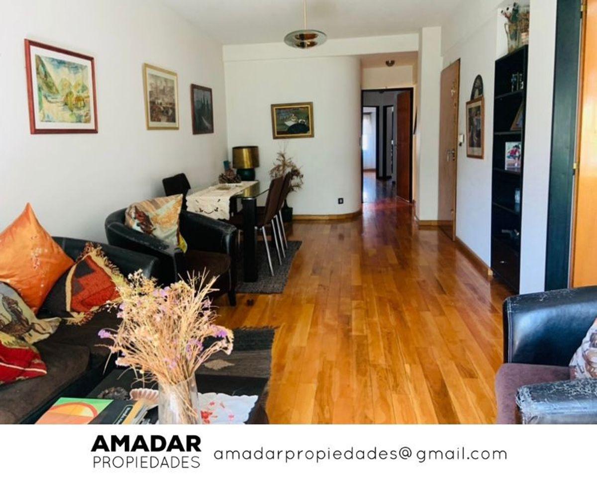 Foto de EXCELENTE SEMIPISO EN IMPECABLE ESTADO CON COCHERA Y BALCON, imagen 4