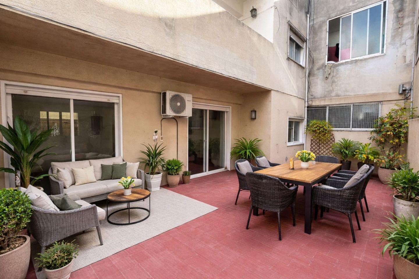 Foto de Depto. - venta - 2 amb - Palermo - Patio y apto credito., imagen 2